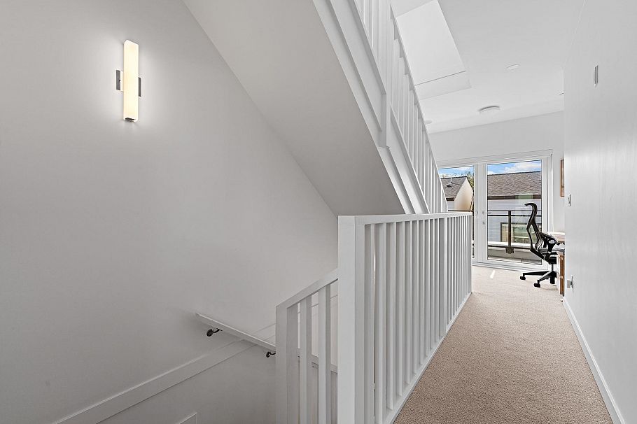 125 649 E 3rd Street North Vancouver, BC - 19
