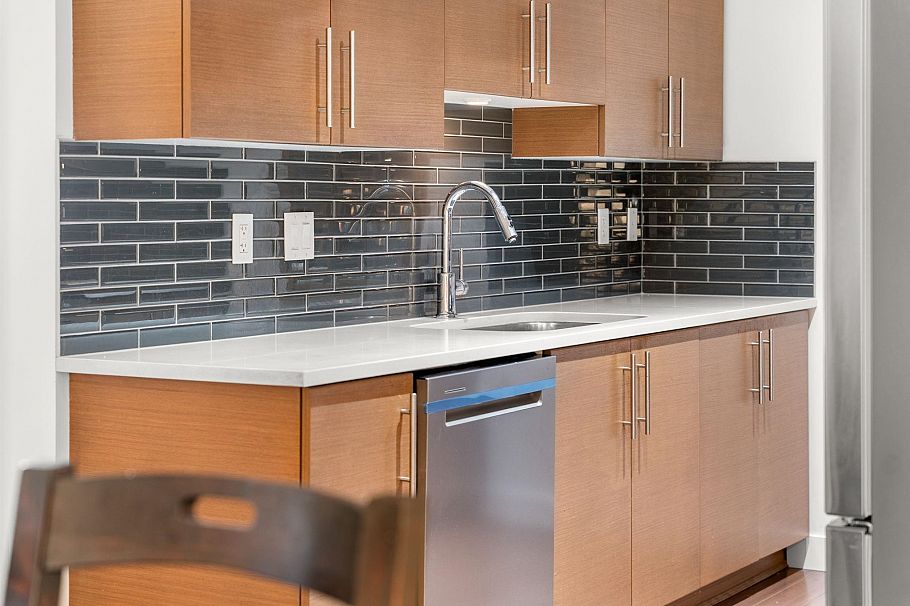 205 3294 Mt Seymour Parkway North Vancouver, BC - 15