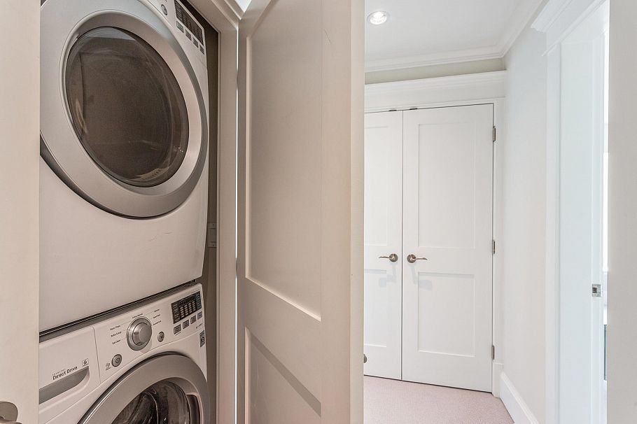 2228 Mahon Avenue North Vancouver, BC - 25