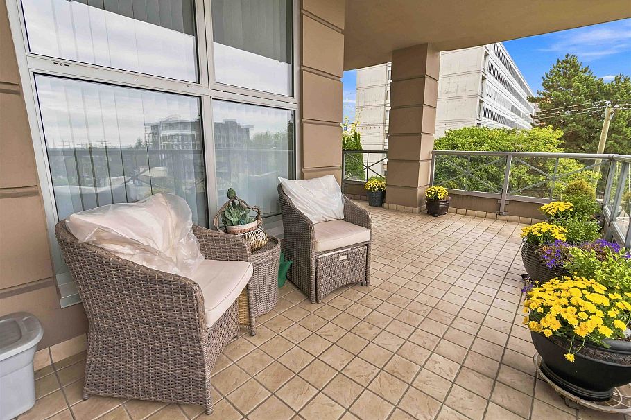 405 160 E 13th Street North Vancouver, BC - 15