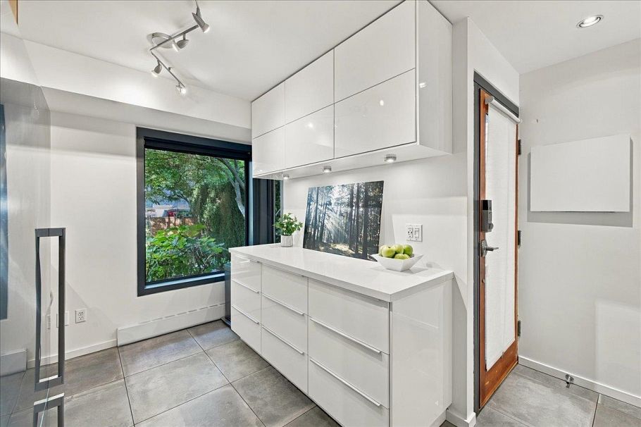 3008 Victoria Drive Vancouver, BC - 13