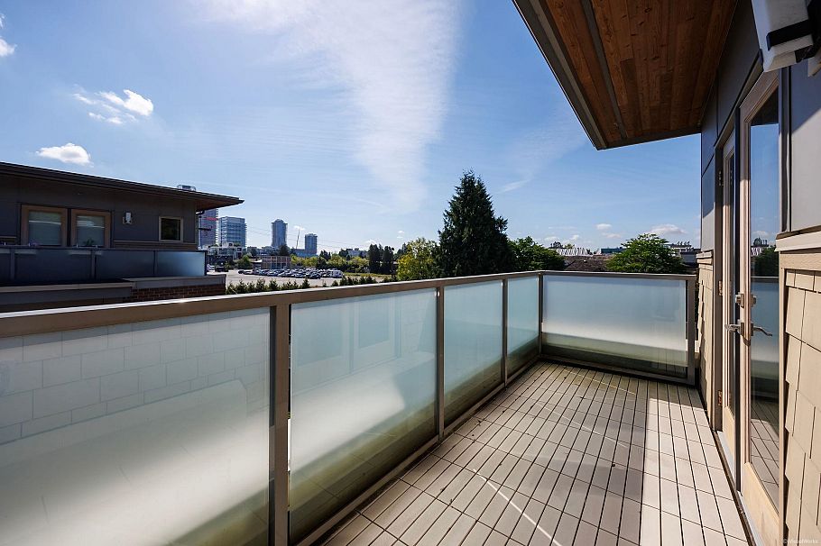5552 Oak Street Vancouver, BC - 20