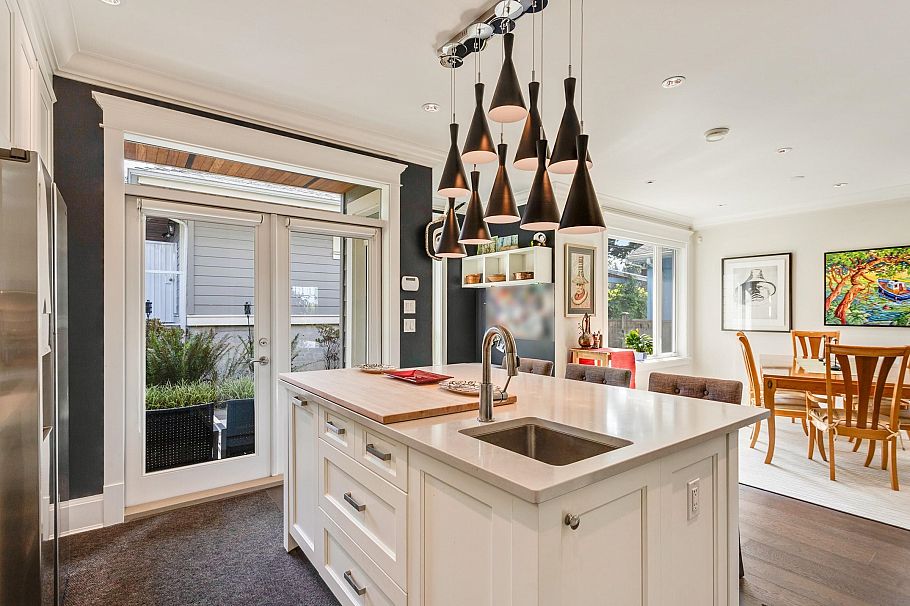 2228 Mahon Avenue North Vancouver, BC - 11