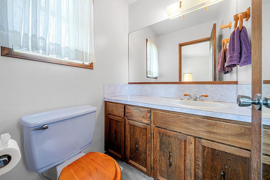 3833 Lynn Valley Road North Vancouver, BC - 20