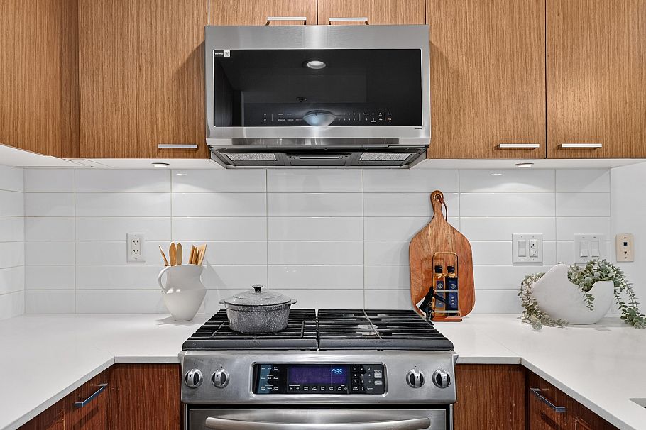 316 1330 Marine Drive North Vancouver, BC - 15