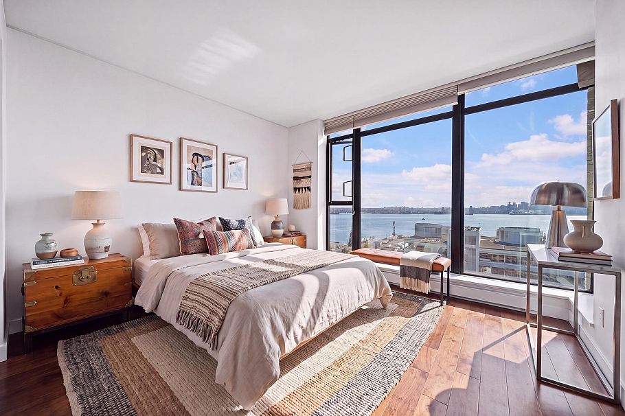 1404 155 W 1st Street North Vancouver, BC - 12