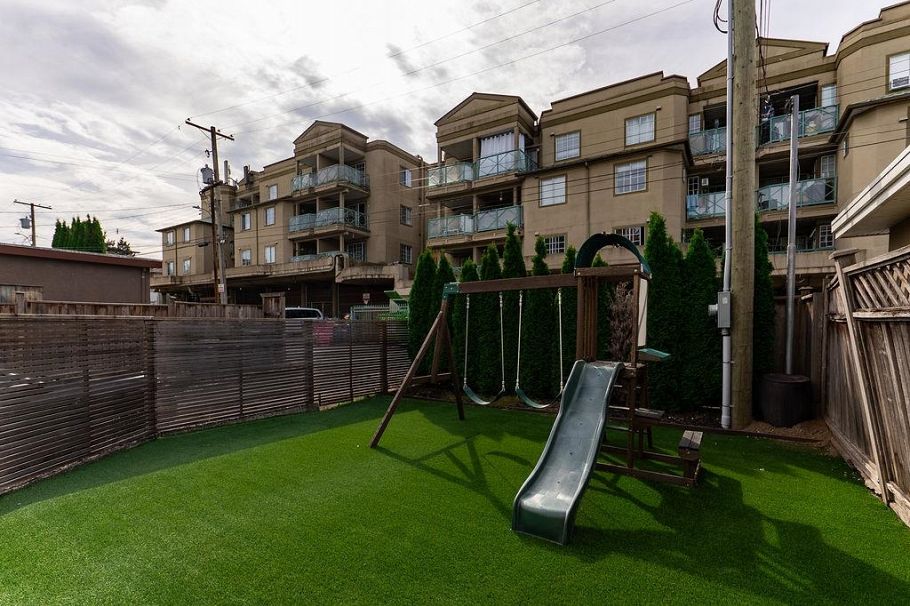 4921 Chester Street Vancouver, BC - 35