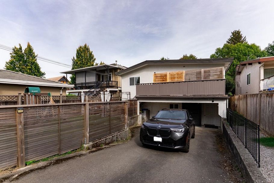 4921 Chester Street Vancouver, BC - 36