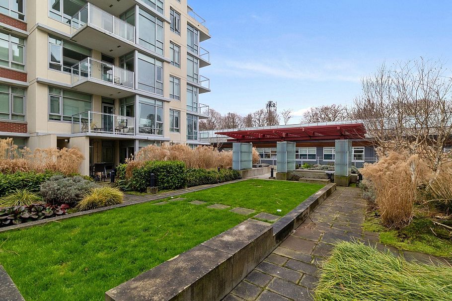 608 2228 W Broadway Vancouver, BC - 21
