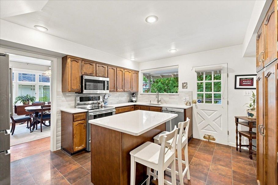6048 Elm Street Vancouver, BC - 8
