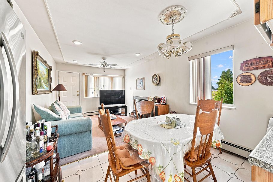1708 Prestwick Drive Vancouver, BC - 14