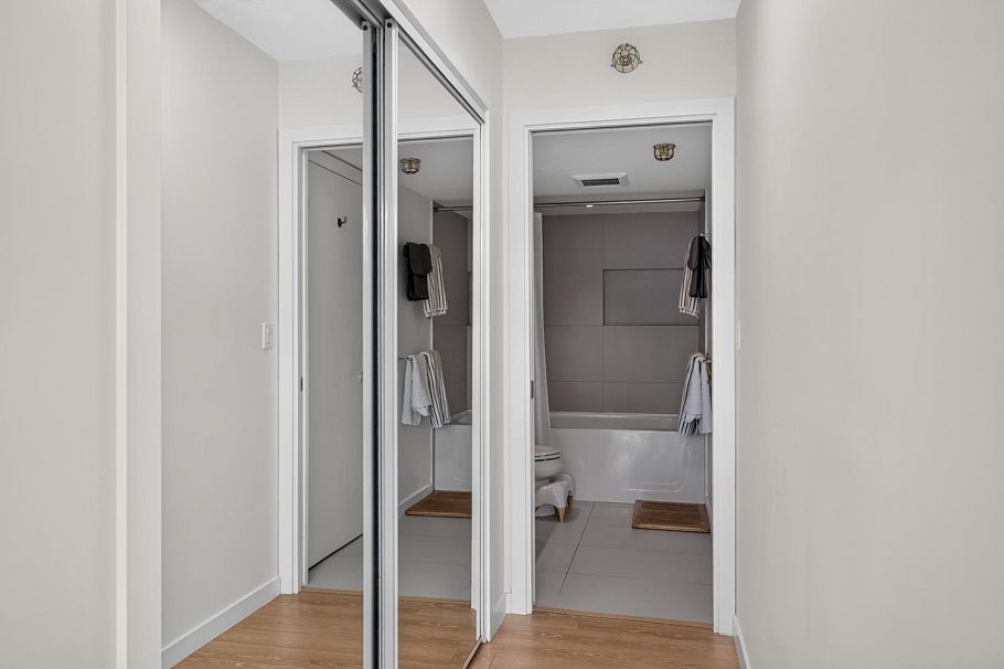 502 120 Milross Avenue Vancouver, BC - 21