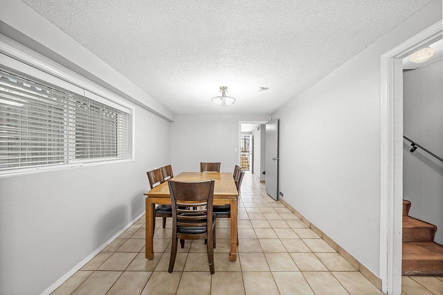 2634 Parker Street Vancouver, BC - 26