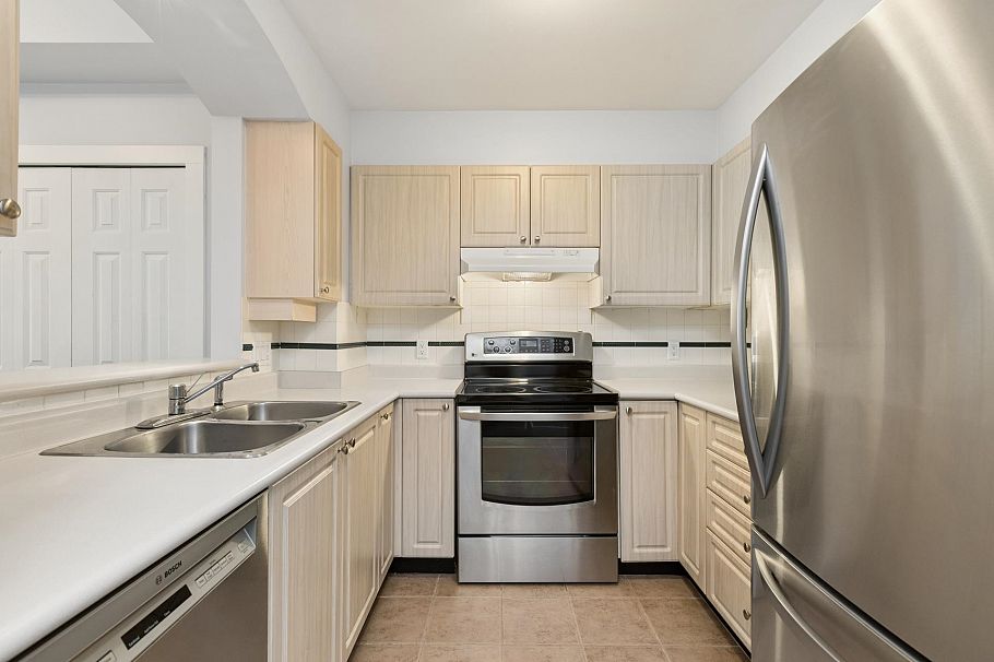 321 3600 Windcrest Drive North Vancouver, BC - 11