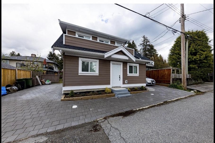 235 W 27th Street North Vancouver, BC - 4