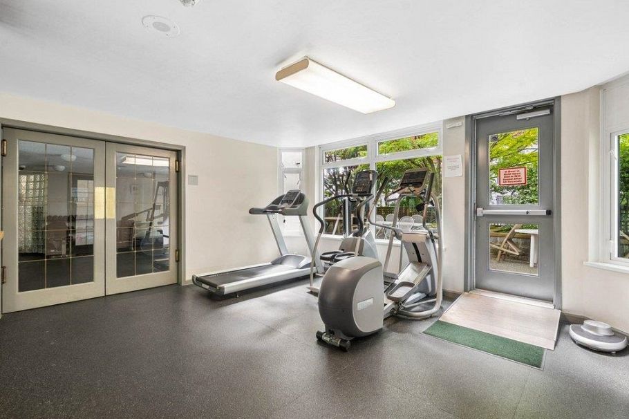215 456 Moberly Road Vancouver, BC - 21