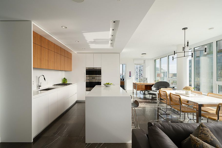 2004 885 Cambie Street Vancouver, BC - 11
