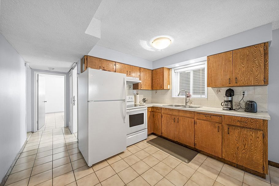 2634 Parker Street Vancouver, BC - 27