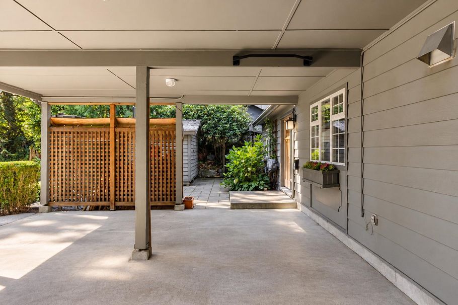 1458 Kilmer Road North Vancouver, BC - 29