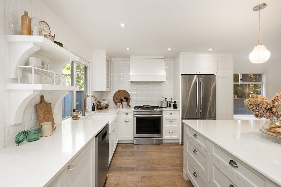 3558 Everglade Place North Vancouver, BC - 18