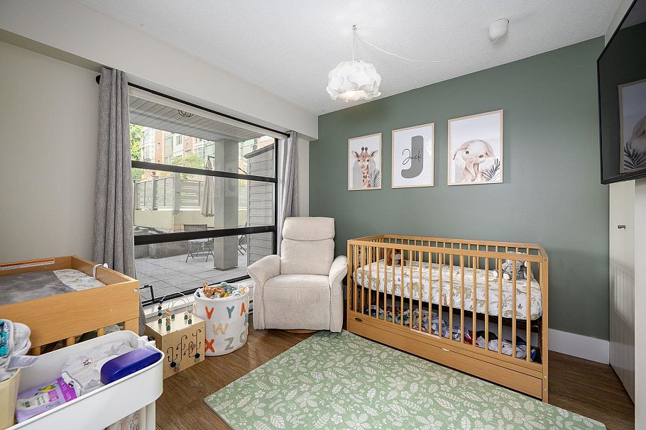 204 124 W 3rd Street North Vancouver, BC - 21