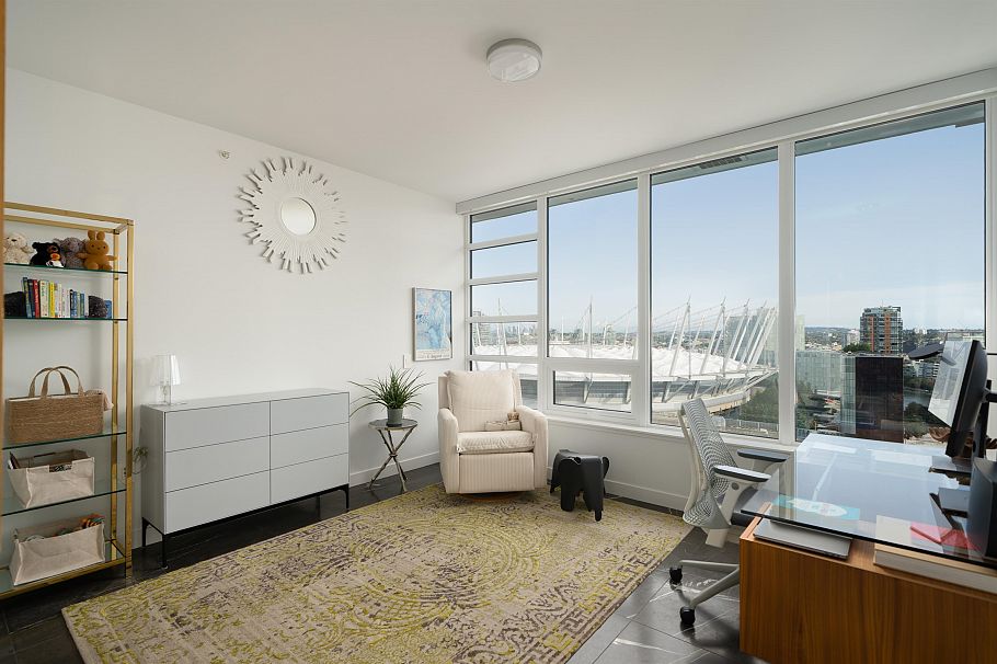 2004 885 Cambie Street Vancouver, BC - 17