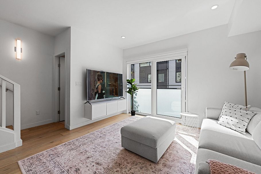 125 649 E 3rd Street North Vancouver, BC - 10