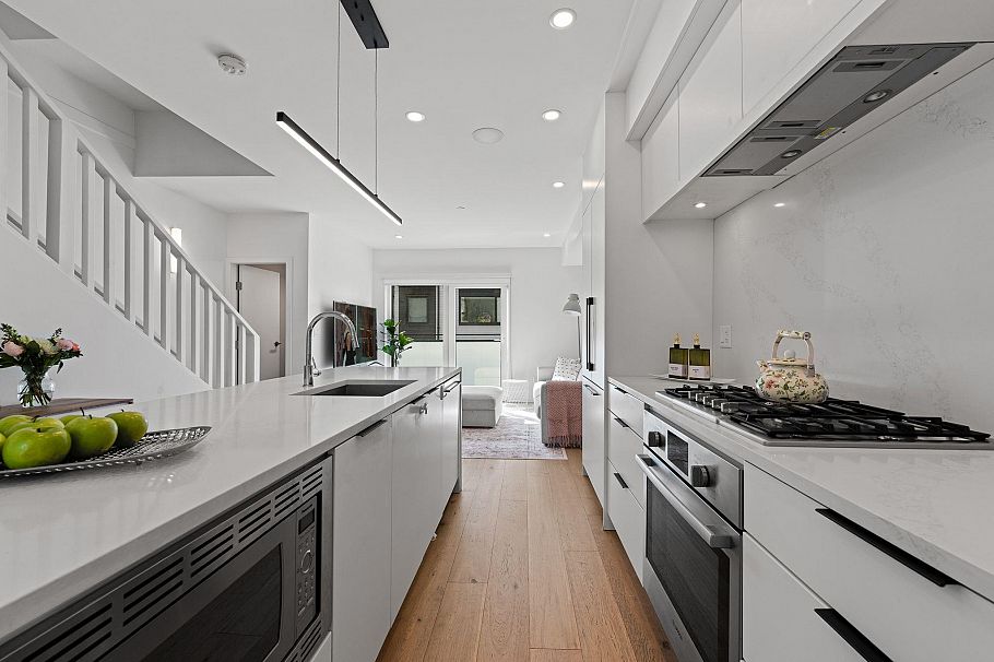 125 649 E 3rd Street North Vancouver, BC - 7