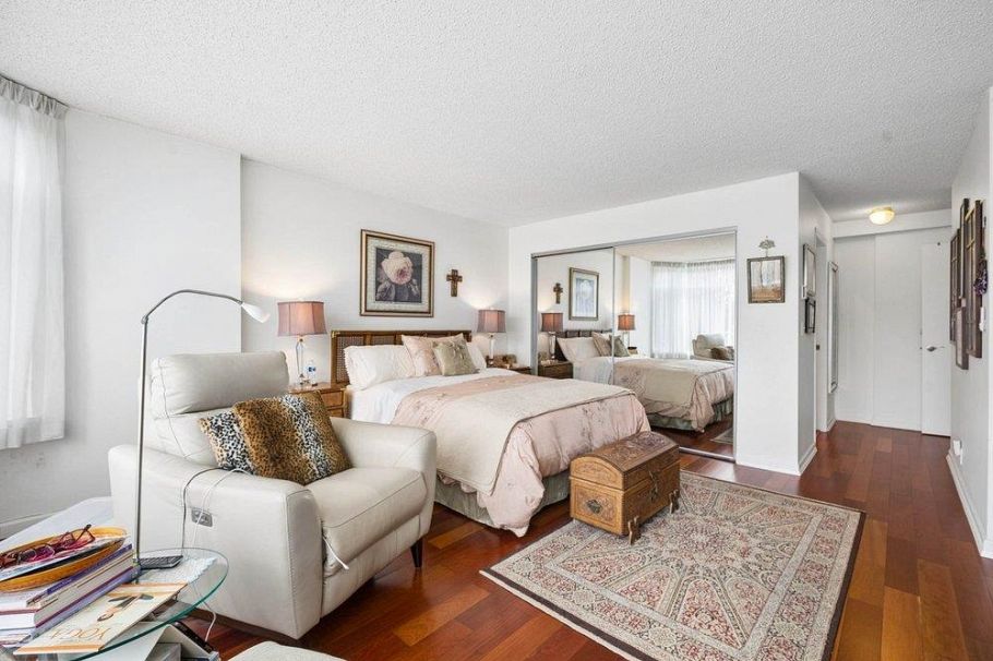 215 456 Moberly Road Vancouver, BC - 6