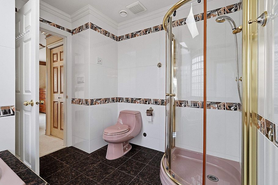 2763 E 53rd Avenue Vancouver, BC - 25