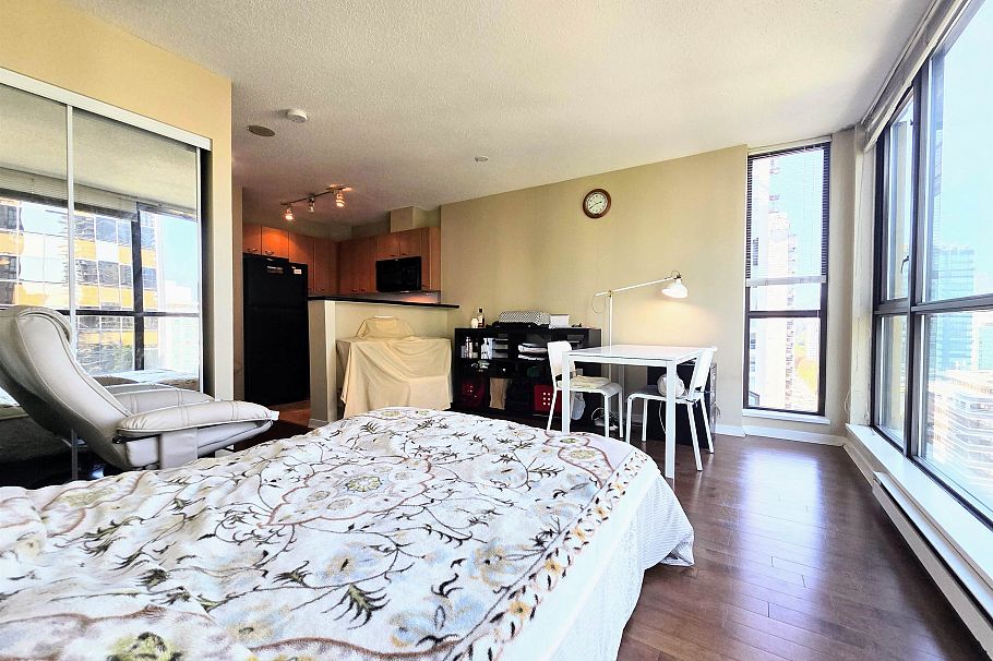 1109 1367 Alberni Street Vancouver, BC - 8