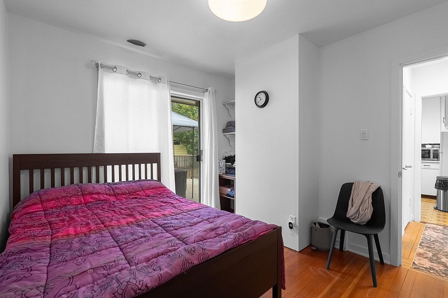 234 W St. James Road North Vancouver, BC - 3