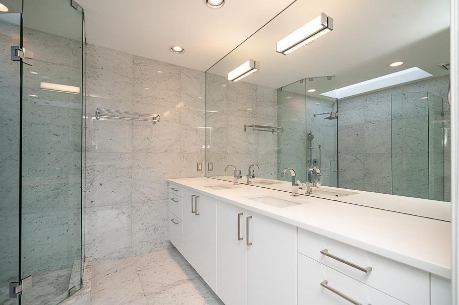2308 W 14th Avenue Vancouver, BC - 26