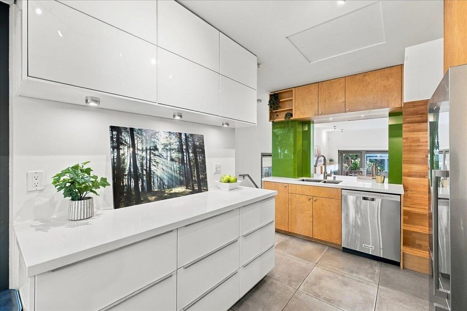 3008 Victoria Drive Vancouver, BC - 11