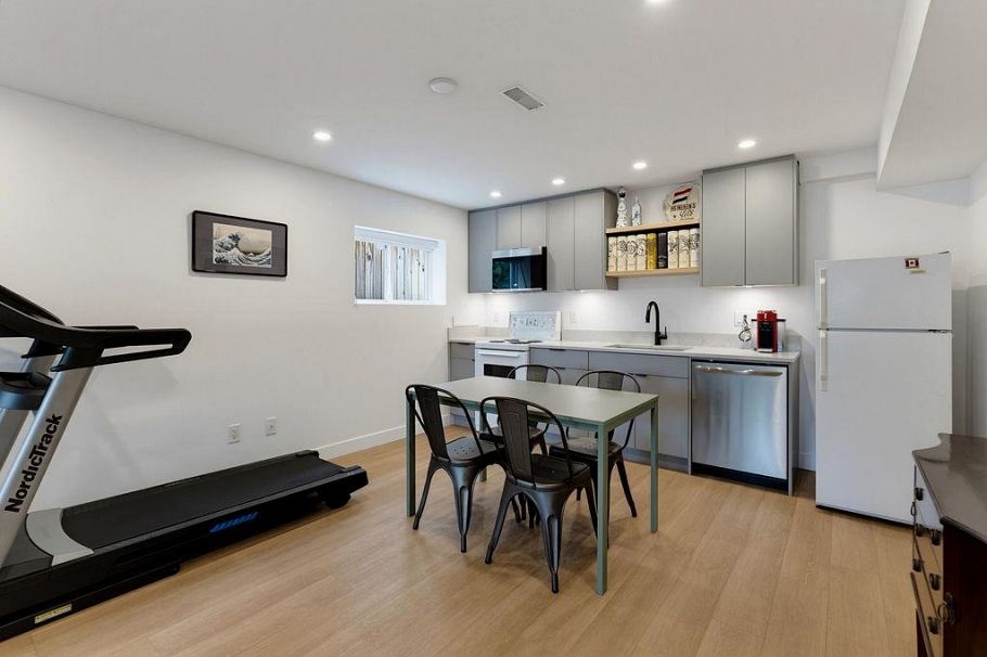 4921 Chester Street Vancouver, BC - 28