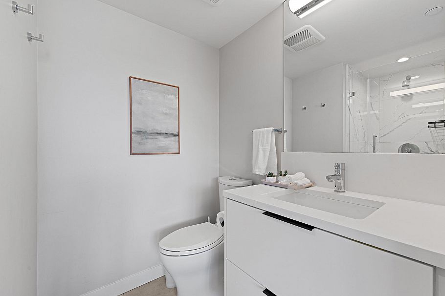125 649 E 3rd Street North Vancouver, BC - 24