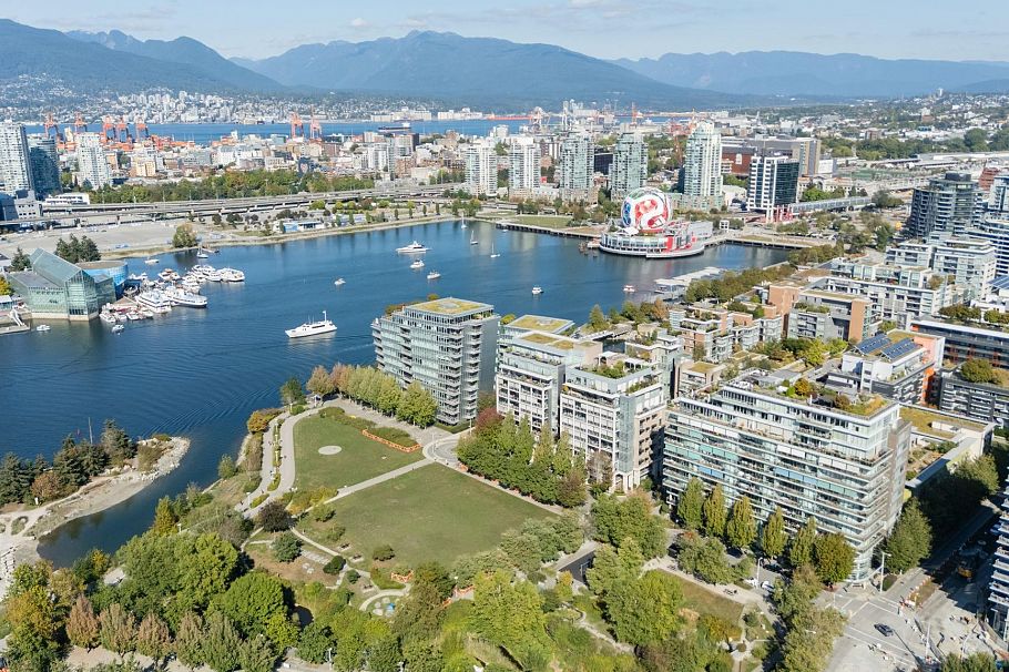 906 181 W 1st Avenue Vancouver, BC - 30