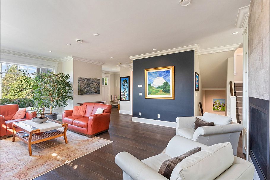 2228 Mahon Avenue North Vancouver, BC - 6