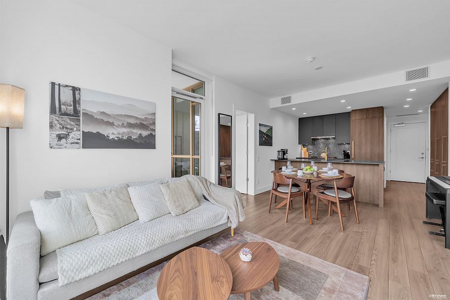 704 2375 Emery Court North Vancouver, BC - 7