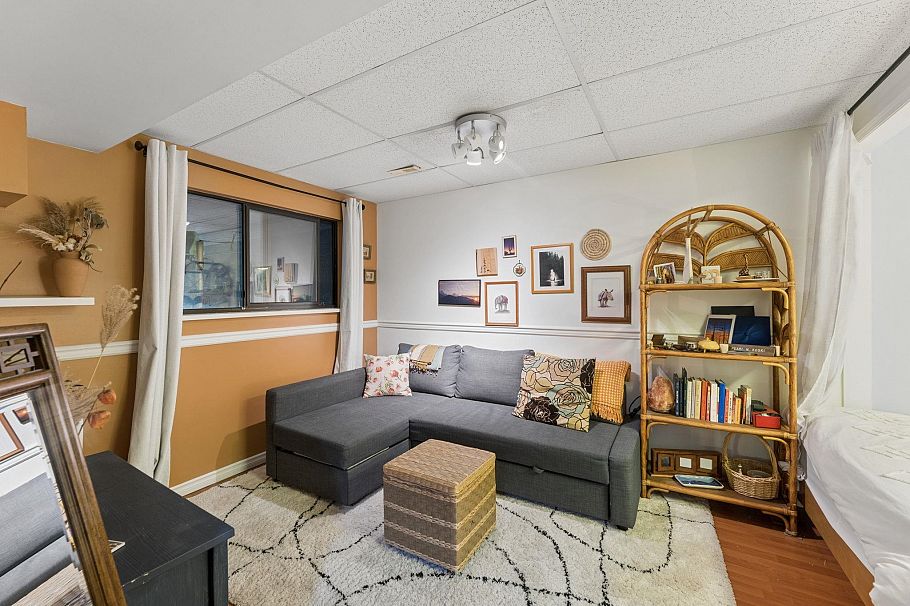 834 Hendecourt Road North Vancouver, BC - 20