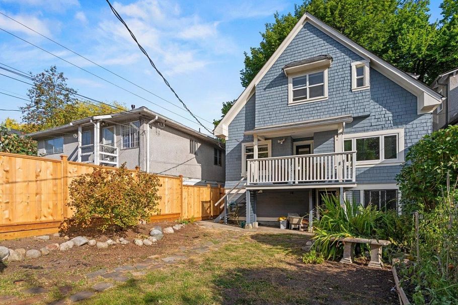 308 E 23rd Avenue Vancouver, BC - 34