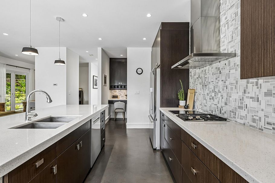 4041 Prospect Road North Vancouver, BC - 10