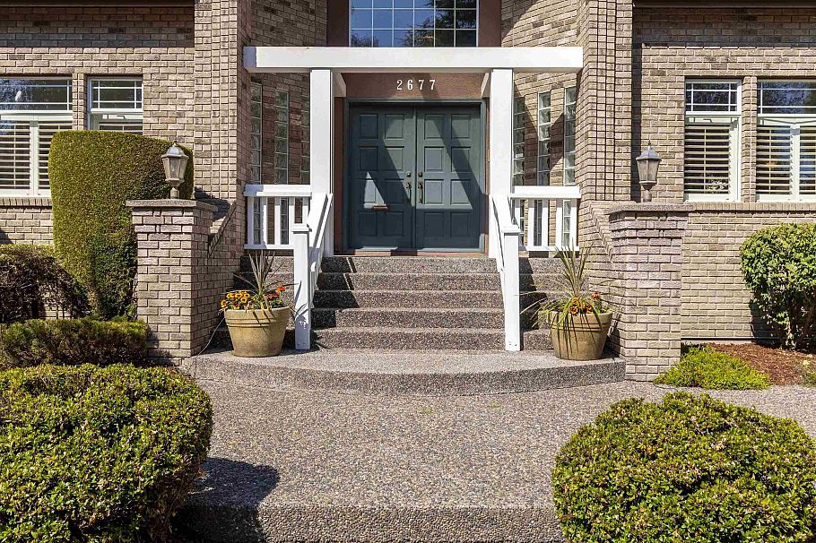 2677 W 34th Avenue Vancouver, BC - 4