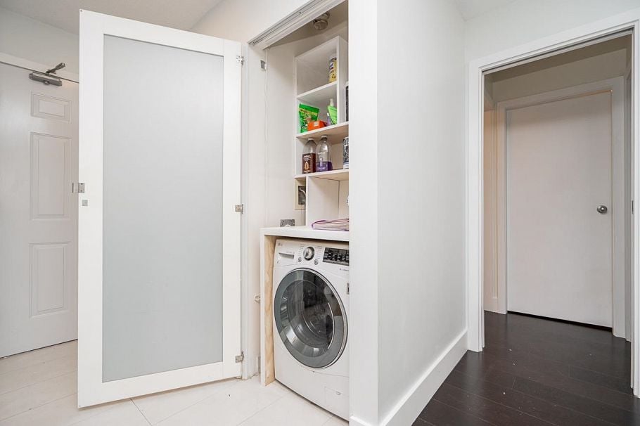 403 811 Helmcken Street Vancouver, BC - 27