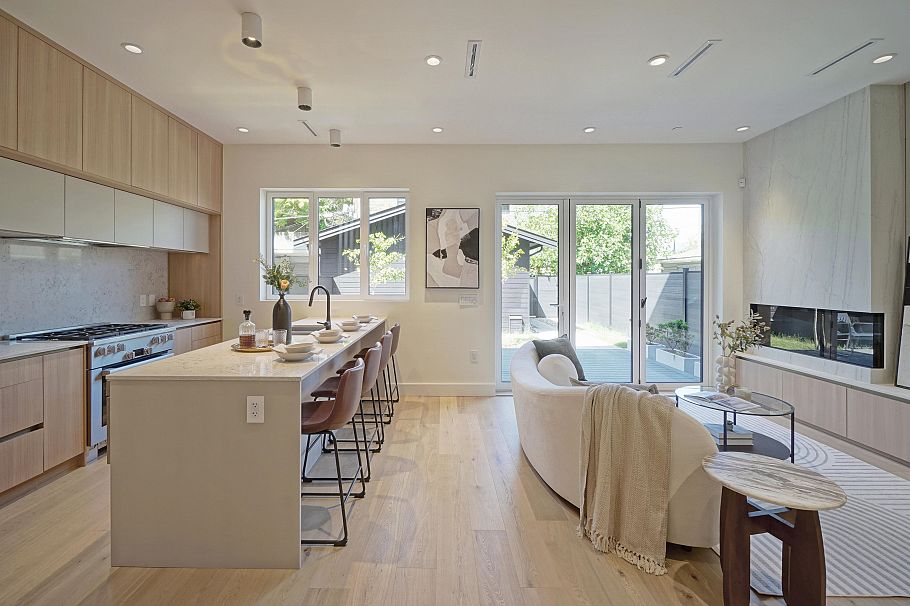 2 3315 W 10th Street Vancouver, BC - 7