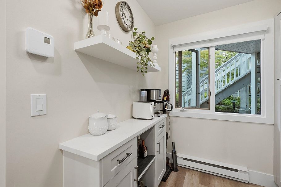 102 1538 Bowser Avenue North Vancouver, BC - 13