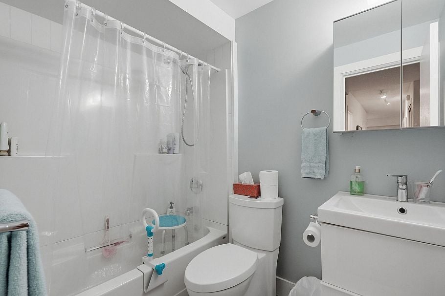 229 711 E 6th Avenue Vancouver, BC - 18