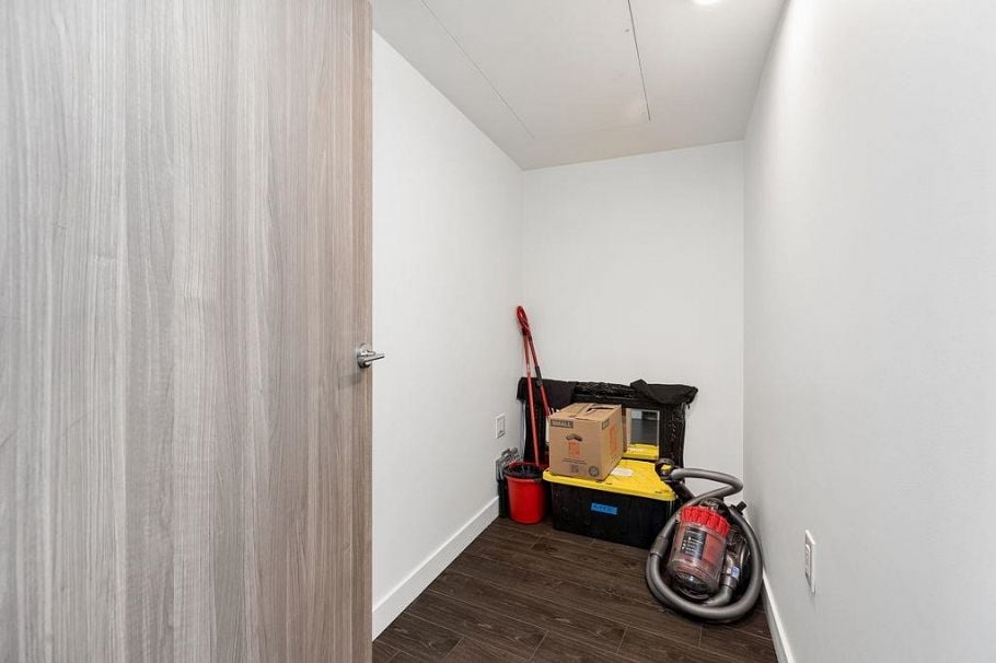 507 1768 Cook Street Vancouver, BC - 29