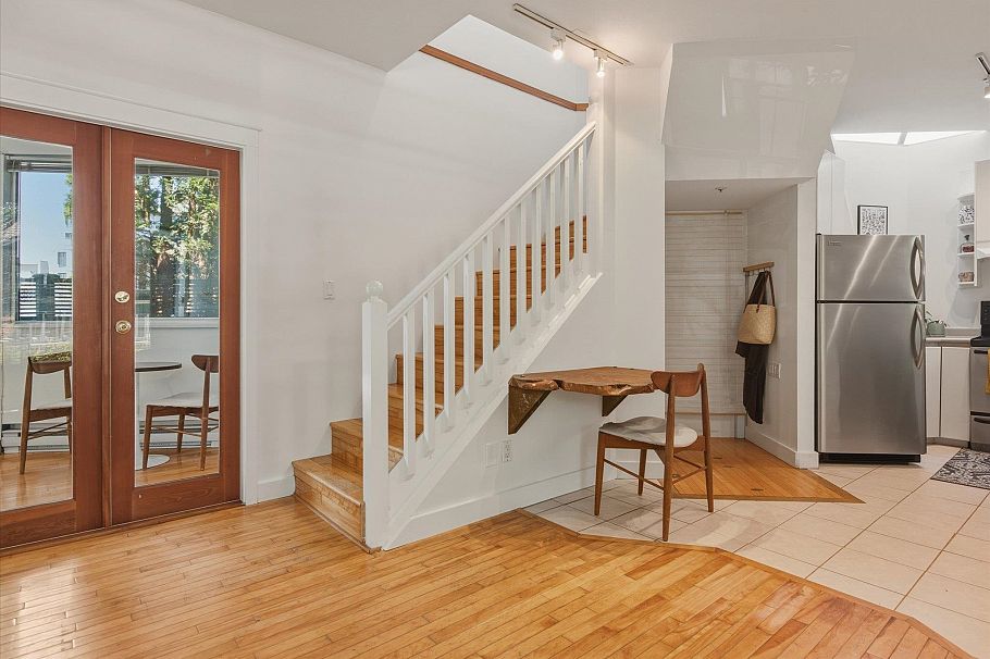 1239 E 22nd Avenue Vancouver, BC - 12