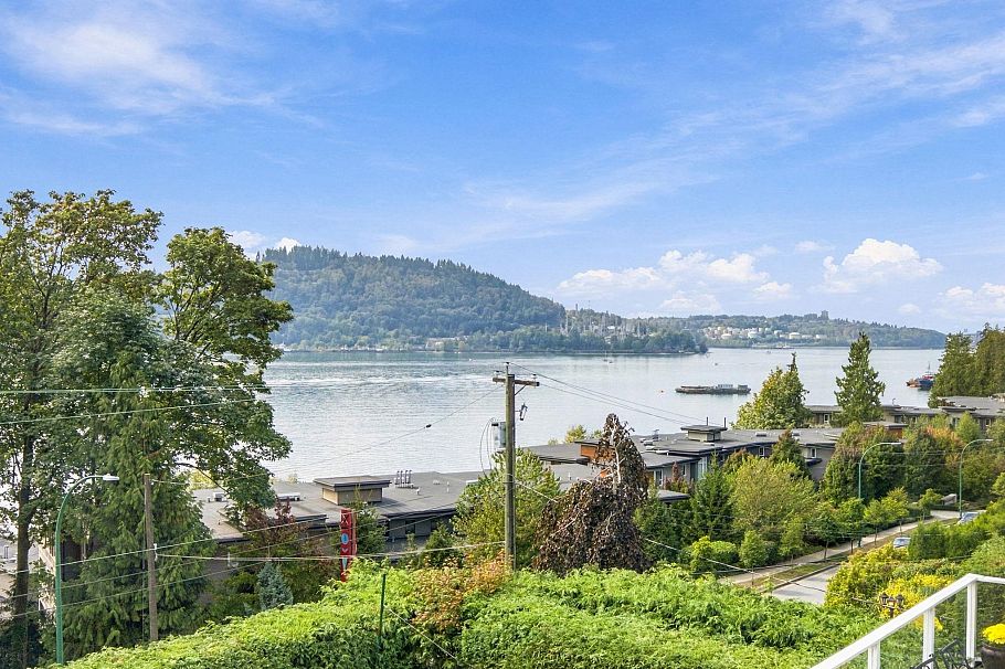 3950 Sparrow Lane North Vancouver, BC - 33
